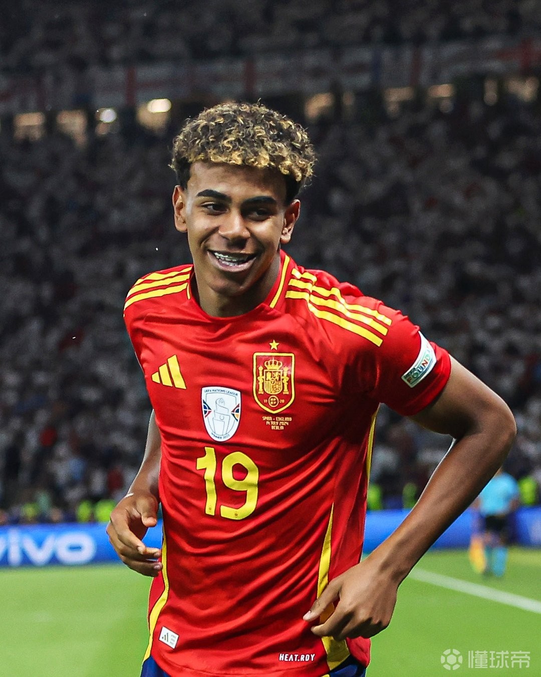 拳击：拳台之上的勇气与坚守（擂台之上：拳击的勇气与坚持）