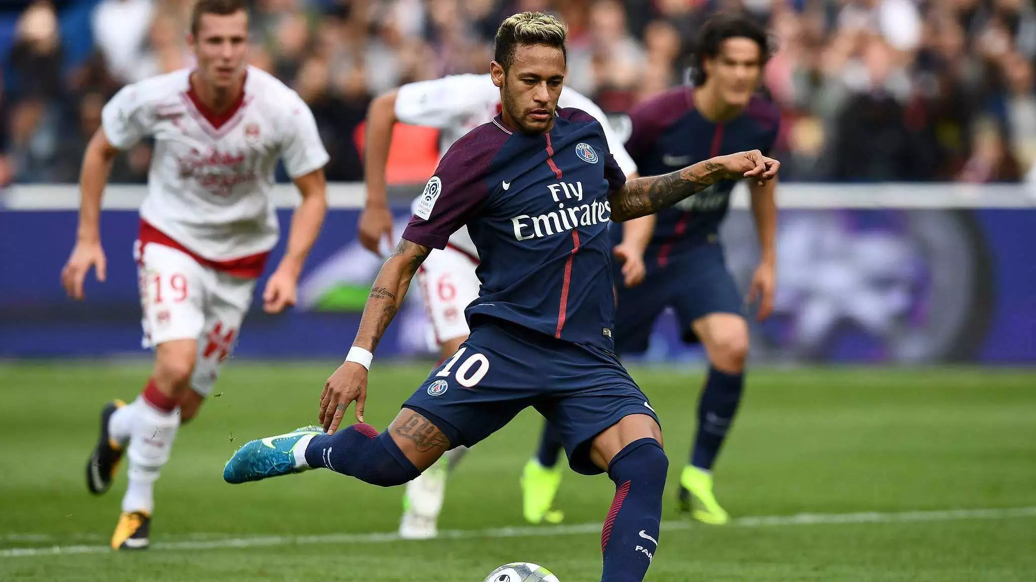 卡拉巴赫过去7次面对英超球队全部失利，且有6场被零封（卡拉巴赫近7战英超全败，其中6场被零封）