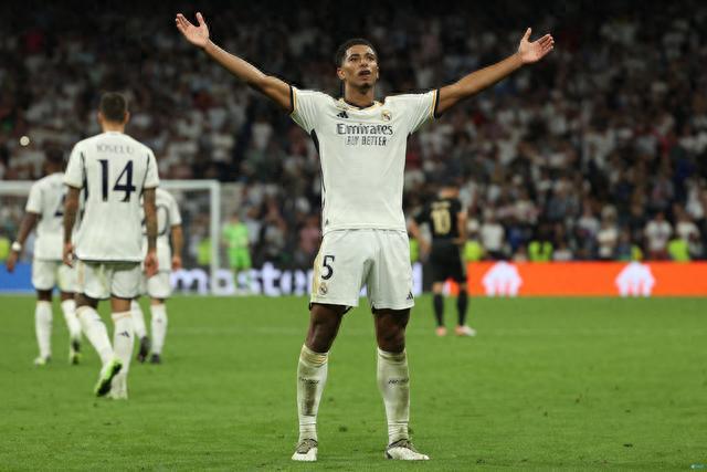 上赛季至今奥利塞德甲助攻22次，同期五大联赛第一（自上赛季至今，奥利塞在德甲送出22次助攻，领跑五大联赛）