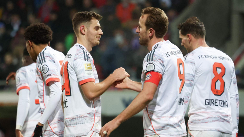 美记：詹姆斯做出最正确选择，是他整个职业生涯的缩影（美媒：詹姆斯做出最佳抉择，正是其职业生涯的写照）