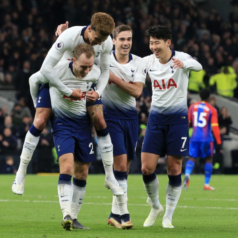 深入了解沙特？太阳报：萨拉赫和亨德森在伦敦秘密会面（太阳报：萨拉赫与亨德森伦敦密会，或为摸底沙特）